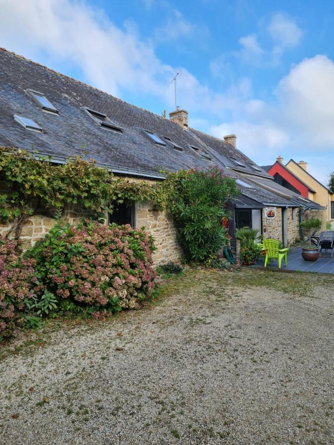 Gite Les Ajoncs - Closeries Du Golfe Theix Exterior photo